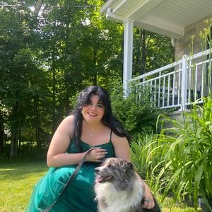 Meet your Posher, Elizabeth